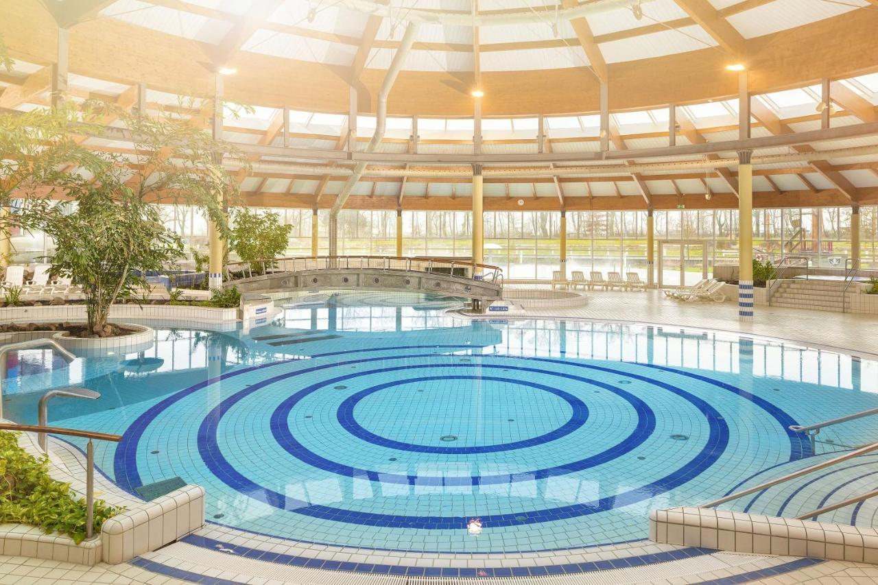 Nah Am Meer, Ruhige Lage, Gratis Nutzung Vom Ahoi Erlebnisbad Und Sauna In Sellin - Haus Inselblick Fewo 01 ゲーレン エクステリア 写真