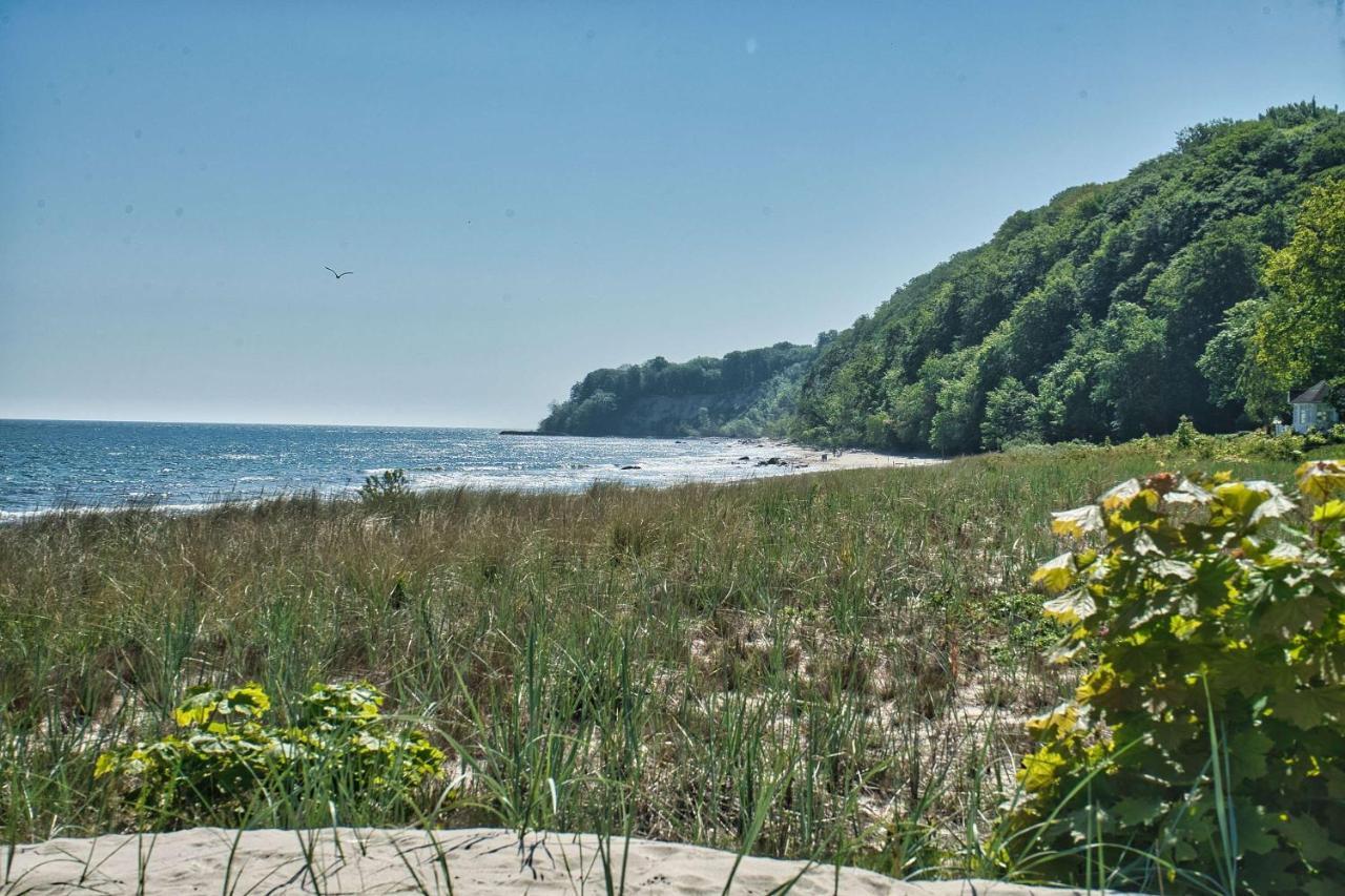 Nah Am Meer, Ruhige Lage, Gratis Nutzung Vom Ahoi Erlebnisbad Und Sauna In Sellin - Haus Inselblick Fewo 01 ゲーレン エクステリア 写真